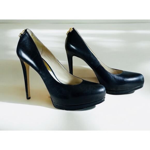 Michael Kors Women's Hamilton Pump Size 11 Platform Heel Black Leather Gold Logo - Picture 1 of 7